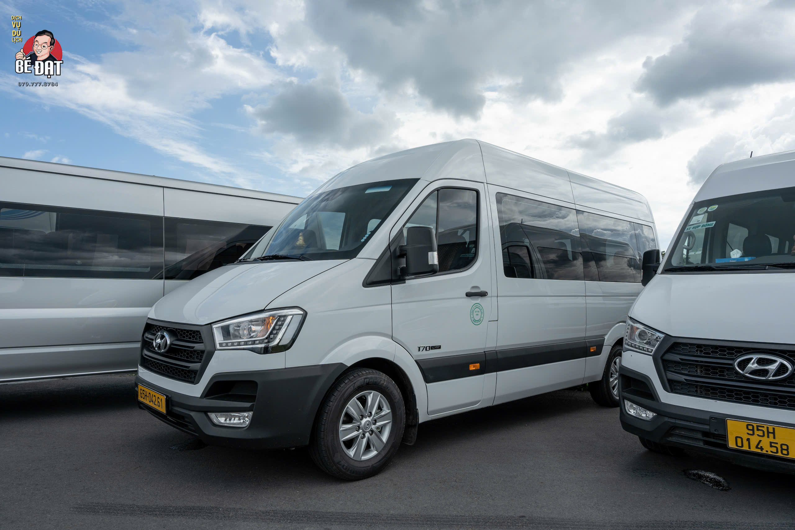 Xe 16 chỗ