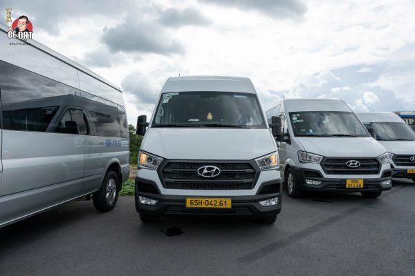 xe-hop-dong-7-ch0-45-cho-cua-xe-be-dat-san-sàng-phuc-vu-moi-nhu-cau